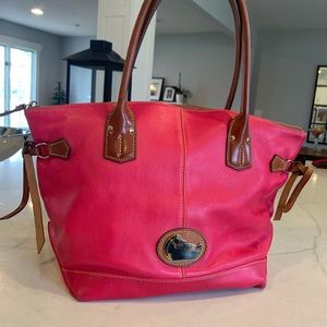 Dooney & Bourke tote